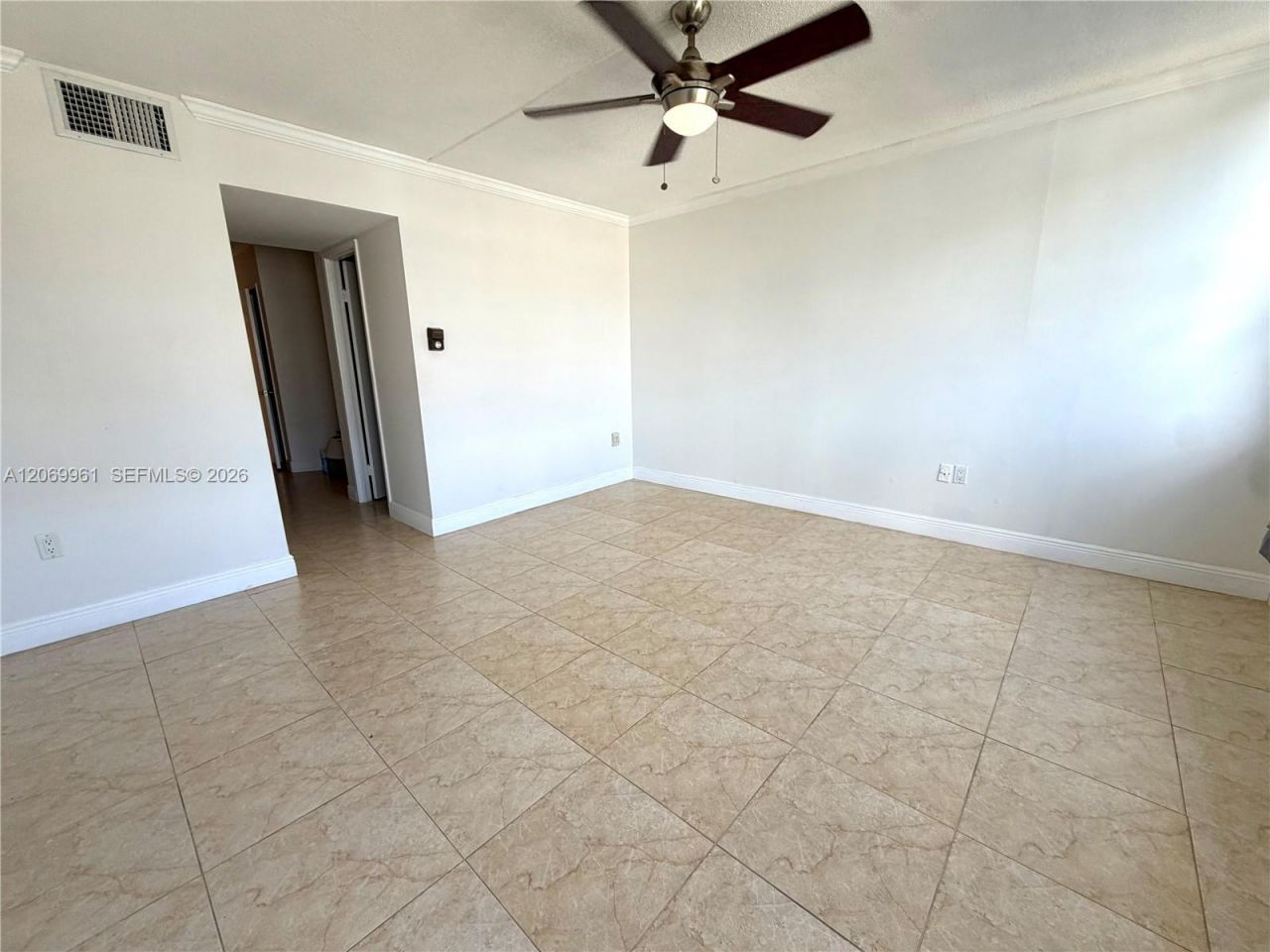 1660 NE 191st St , Unit 406-1, Miami, FL 33179 Photo