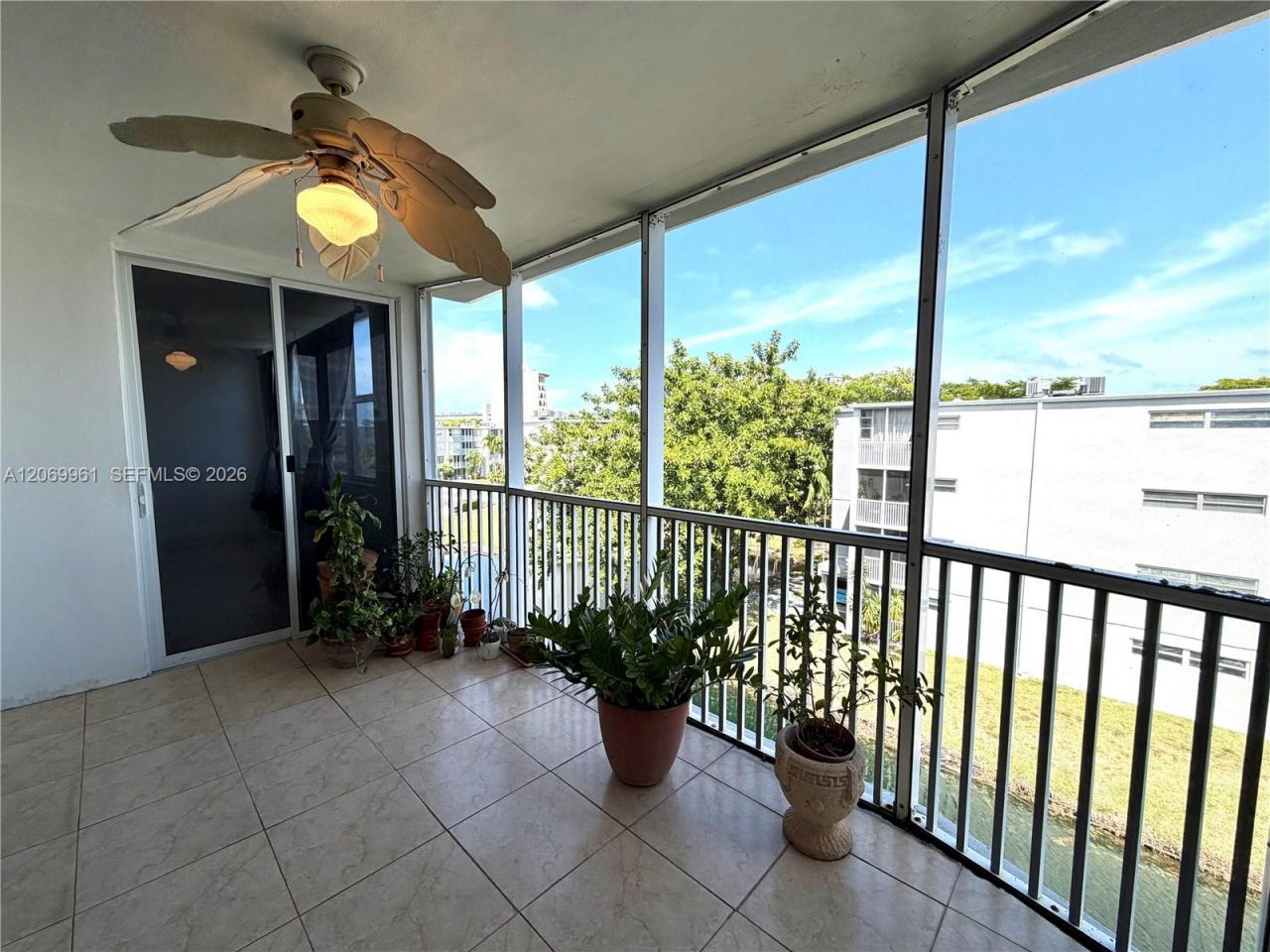 1660 NE 191st St , Unit 406-1, Miami, FL 33179 Photo