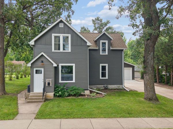 700 2nd Avenue SW, Hutchinson, MN 55350