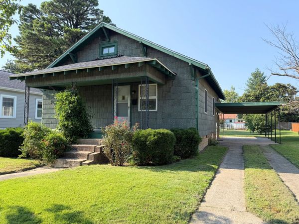 2010 Elm Street , Murphysboro, IL 62966