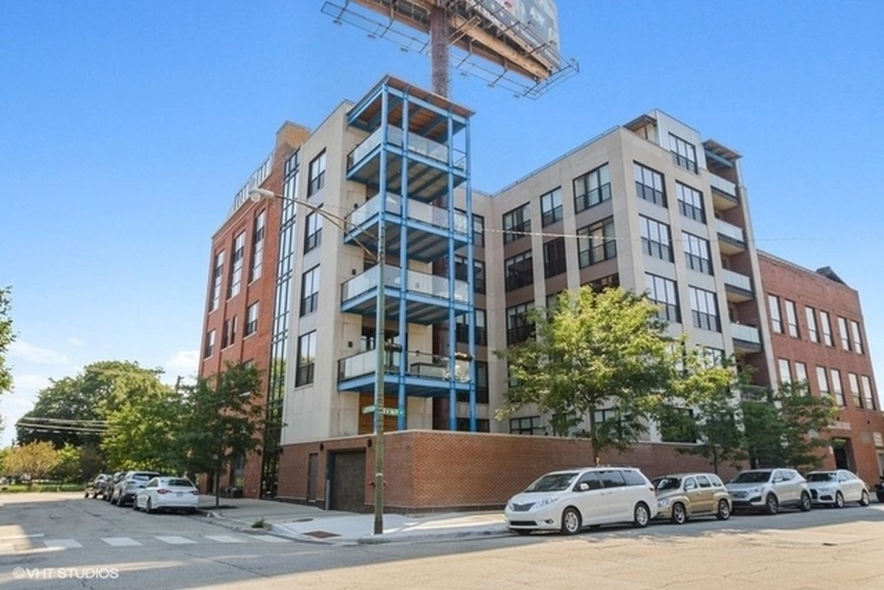1600 S Jefferson Street, Unit 403, Chicago, IL 60616 Main Photo