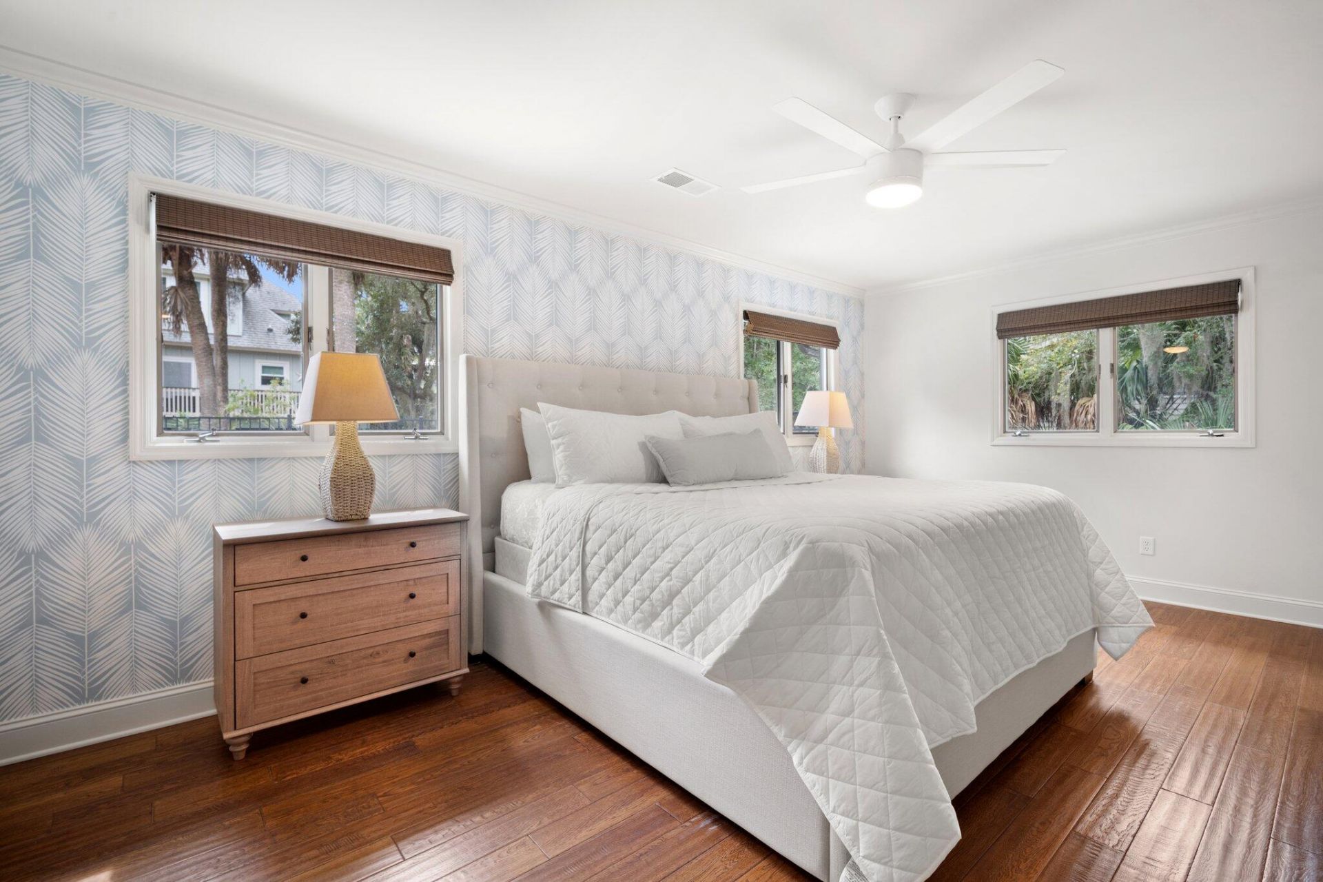 290 Tarpon Boulevard Photo 4