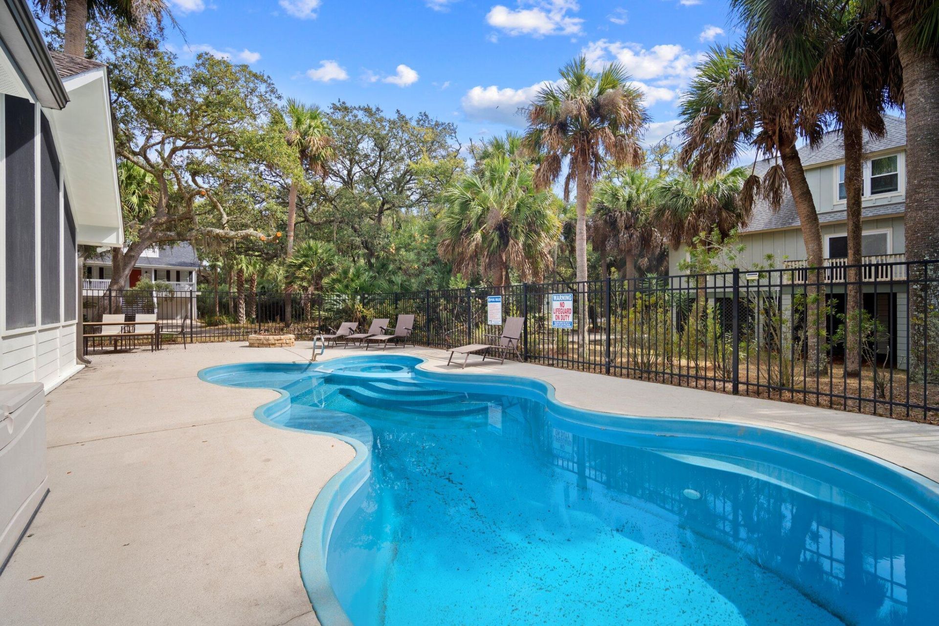 290 Tarpon Boulevard Photo 6