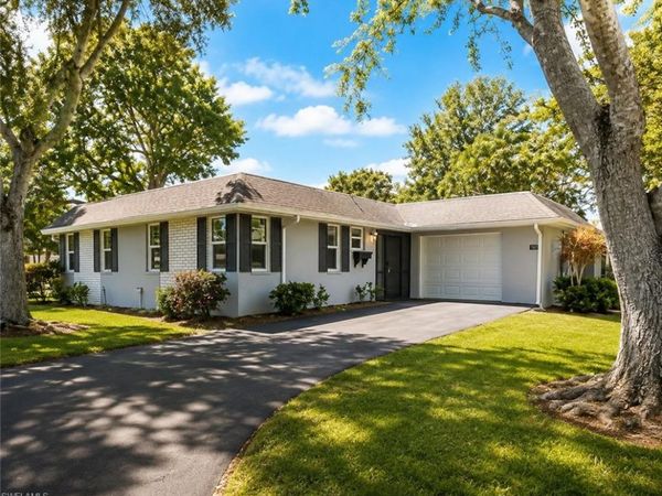 225 Georgetown BLVD, Unit 25, NAPLES, FL 34112