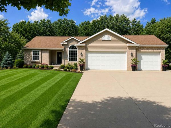 10070 N Fenton Road, Mundy Township, Mi 48430