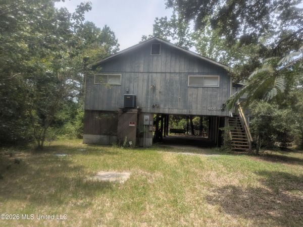 4059 Maui Road, Pearlington, MS 39572