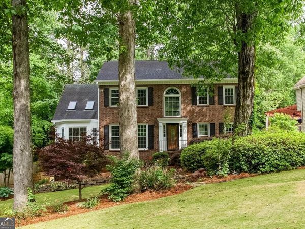 4817 Ridgewood Creek Drive, Acworth, GA 30102