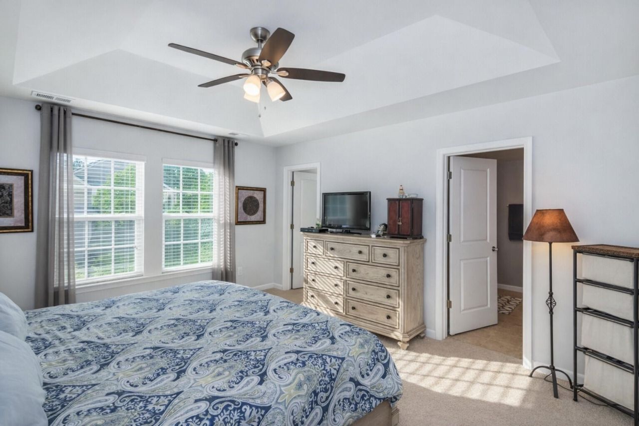 5004 White Cedar Road Photo 7
