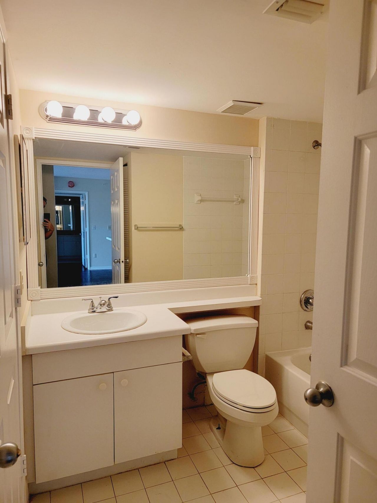 2640 S University Drive, Unit 222, Davie, FL 33328 Photo