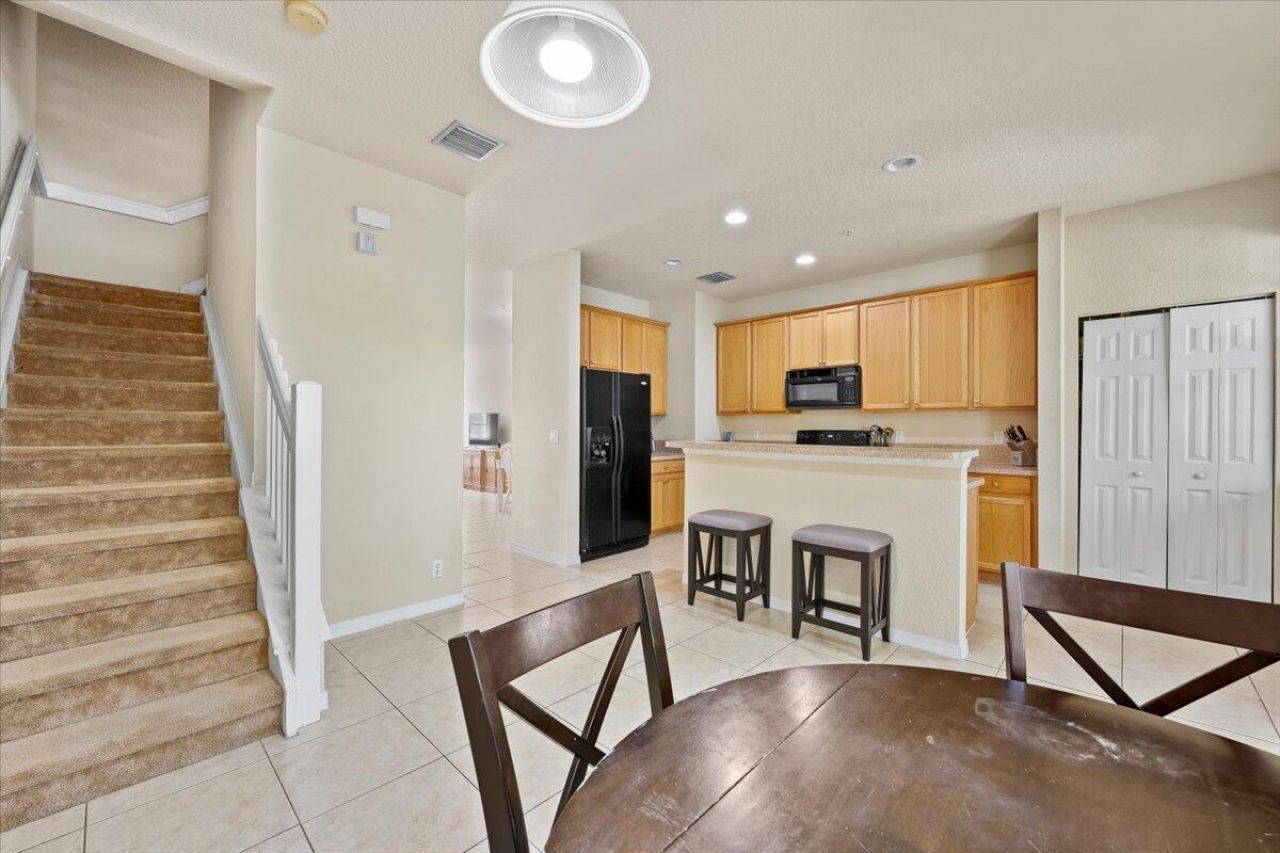335 E Thatch Palm Circle, Unit 104, Jupiter, FL 33458 Photo