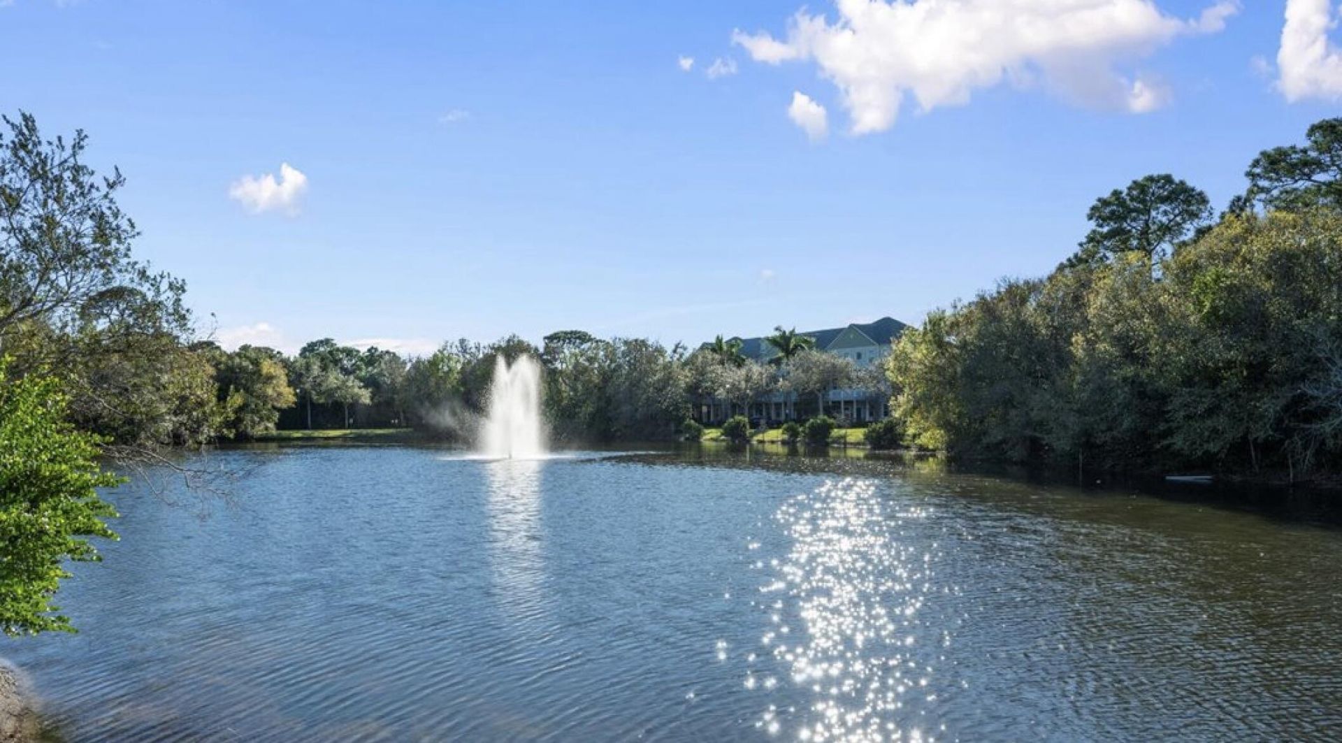 335 E Thatch Palm Circle, Unit 104, Jupiter, FL 33458 Photo