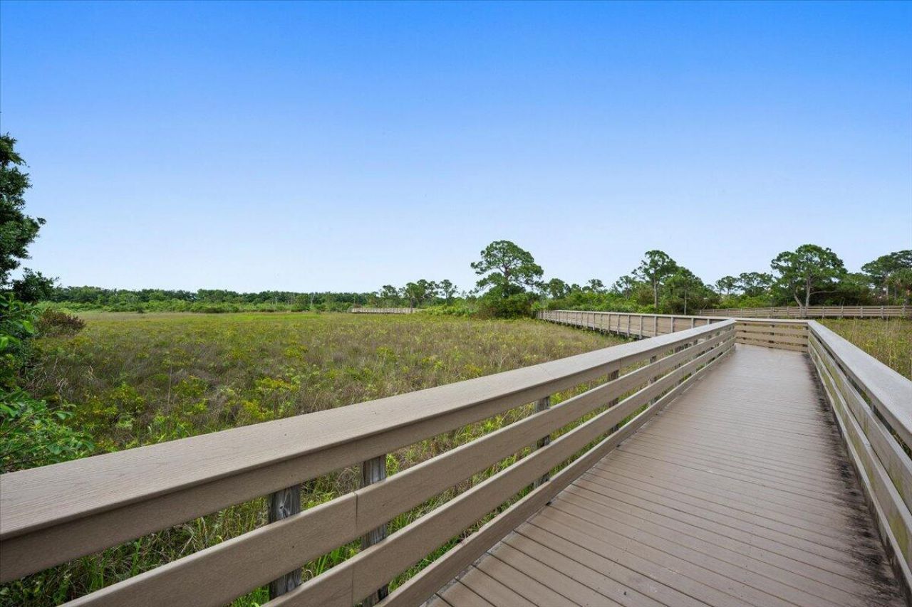 335 E Thatch Palm Circle, Unit 104, Jupiter, FL 33458 Photo