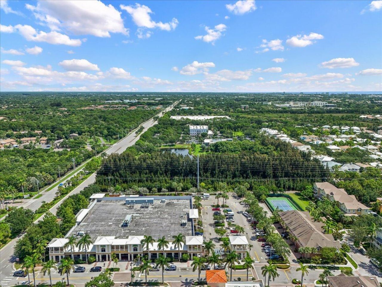 335 E Thatch Palm Circle, Unit 104, Jupiter, FL 33458 Photo