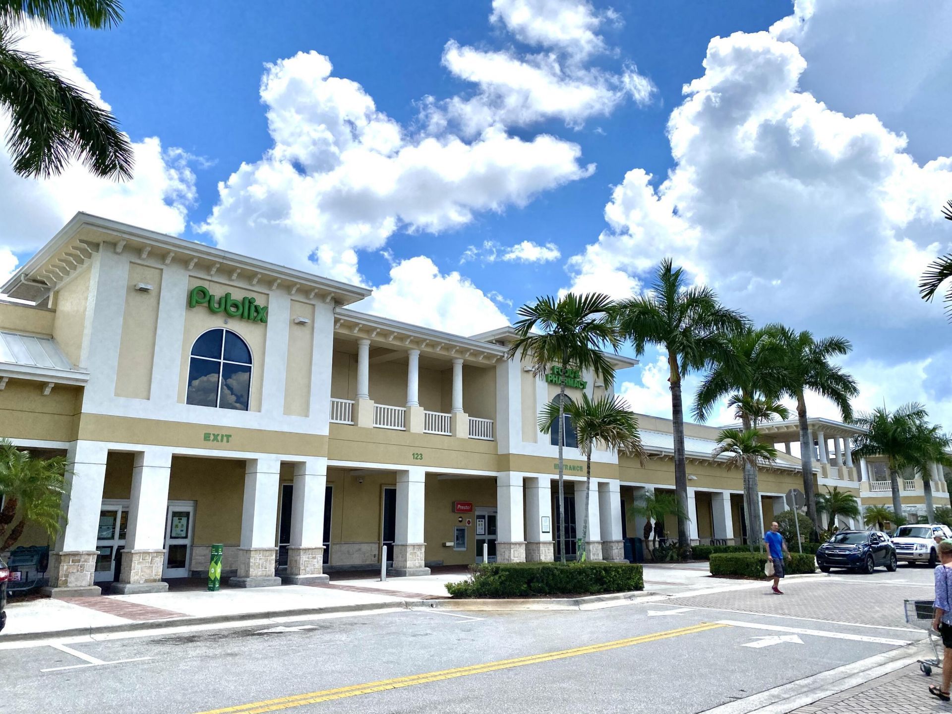 335 E Thatch Palm Circle, Unit 104, Jupiter, FL 33458 Photo