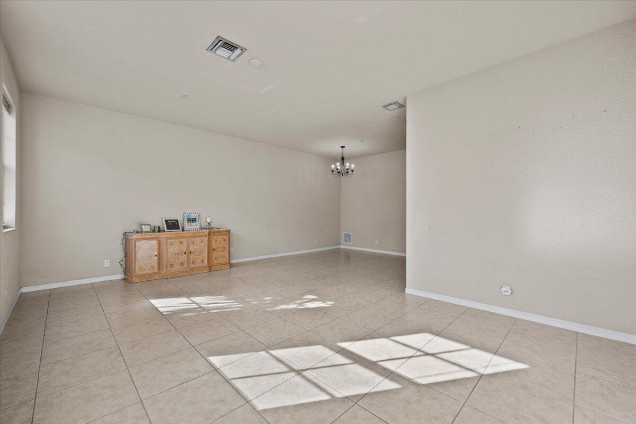 335 E Thatch Palm Circle, Unit 104, Jupiter, FL 33458 Photo