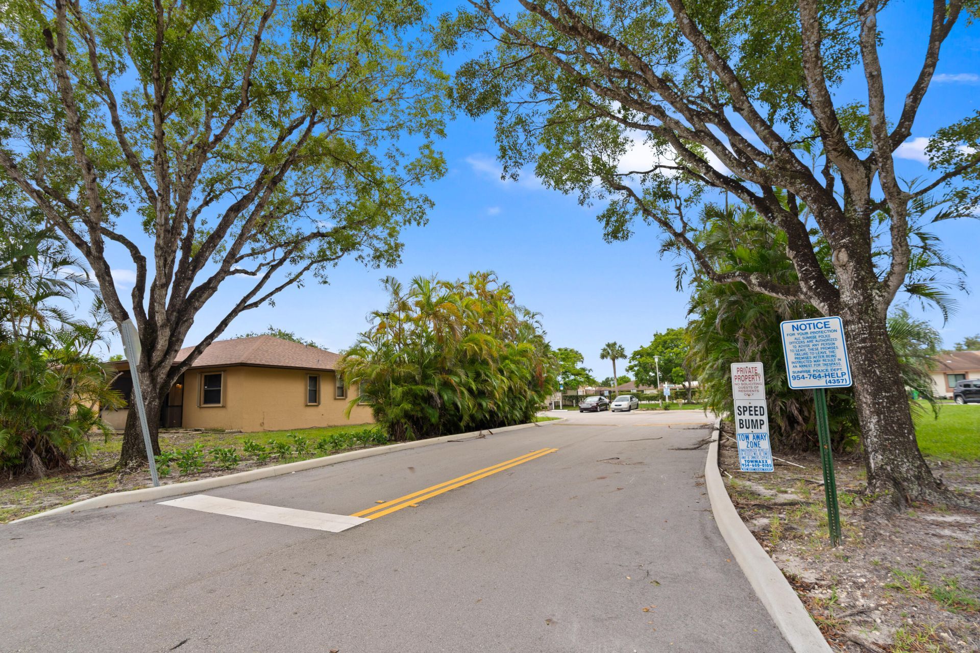 10927 NW 29th Court, Sunrise, FL 33322 Photo