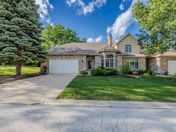 791 Manor Hill Place , Sugar Grove, IL 60554