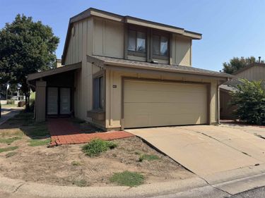 8419 E Harry, Wichita, KS 67207