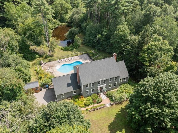 11 Francis Ave, Lunenburg, MA 01462