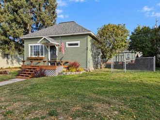 120 W Cannon Street Palouse, WA 99161