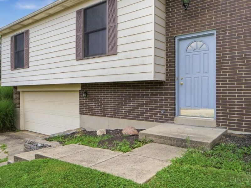9054 Revere Run, West Chester, OH 45069 Photo 4
