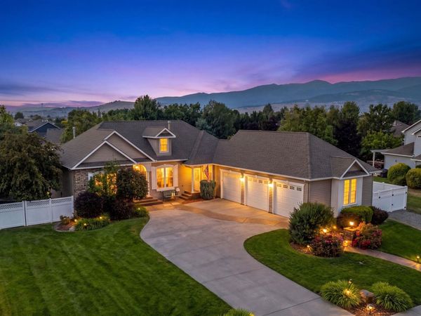 17125 E Daybreak Ln, Spokane Valley, WA 99037
