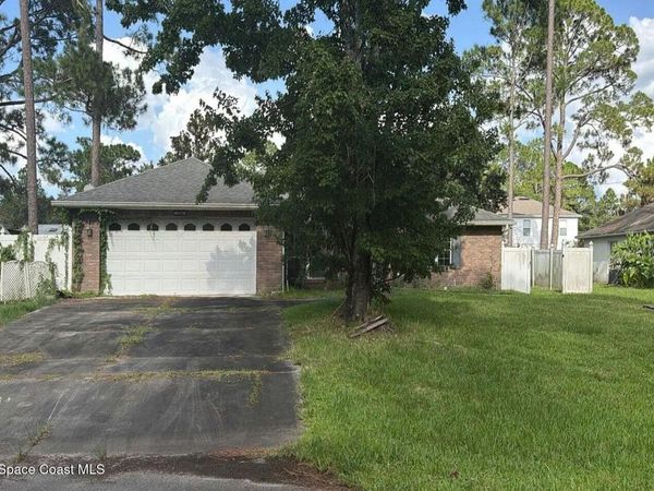 2456 Coachman Drive , Deltona, FL 32738
