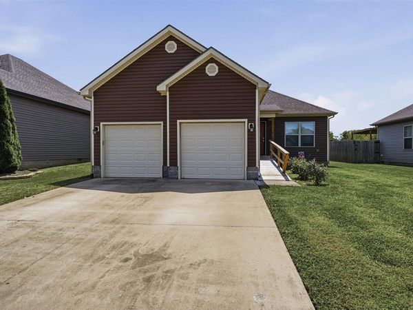 7162 Seagraves Court , Bowling Green, KY 42101