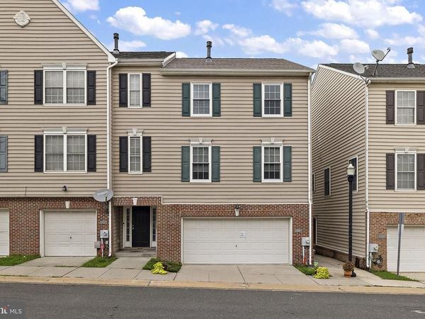 119 MCMULLEN CIRCLE, WILMINGTON, DE 19802