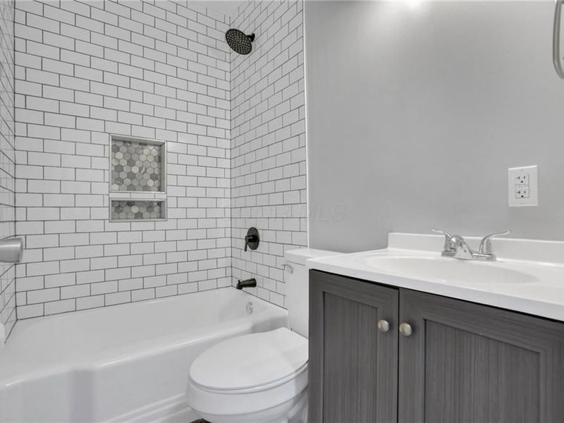 530 Wooster Road, Mount Vernon, OH 43050 Photo 12