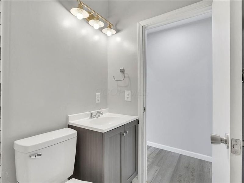530 Wooster Road, Mount Vernon, OH 43050 Photo 14