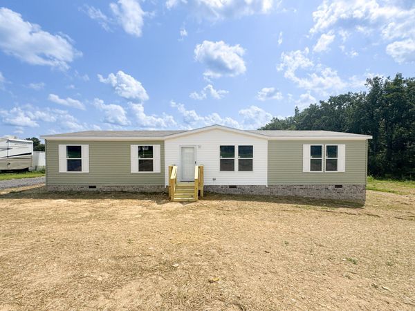 923 White Springs Rd , Lafayette, TN 37083