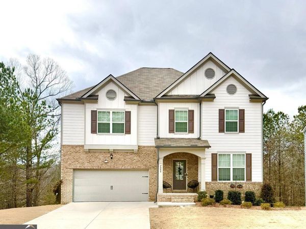 7566 Jennadee Drive, Fairburn, GA 30213
