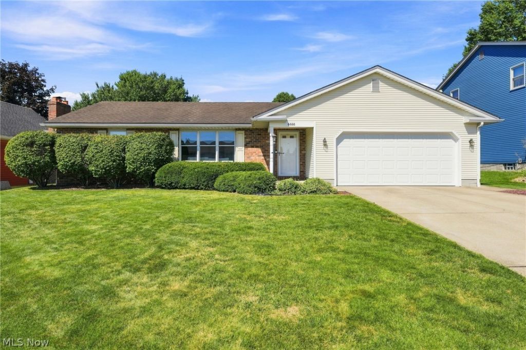 6668 Bristlewood Drive, Boardman, OH 44512 Main Photo