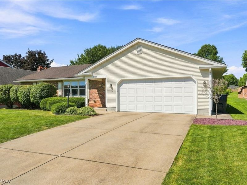 6668 Bristlewood Drive, Boardman, OH 44512 Photo 2