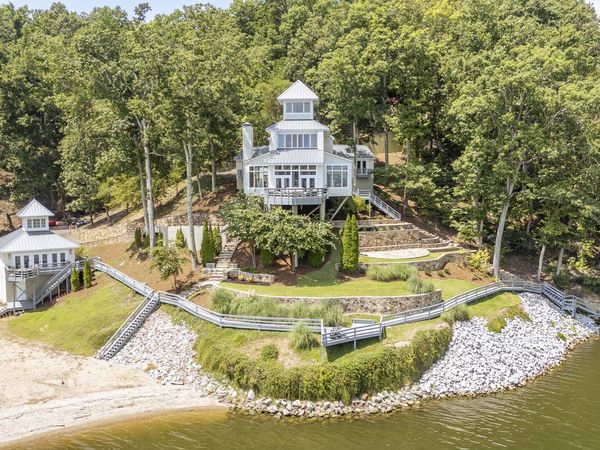 199 LAKESHORE LN, Counce, TN 38326