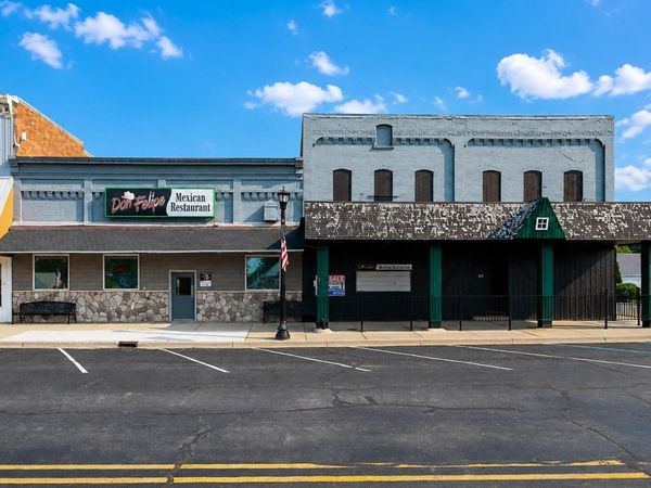 9483 Genesee Street , New Lothrop Village, Mi 48460