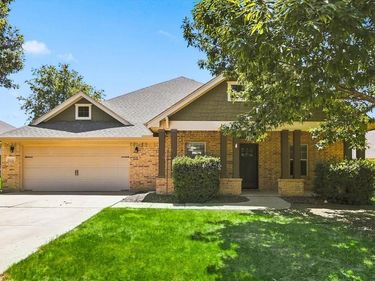 6333 Pinionpark Way, Fort Worth, TX 76179
