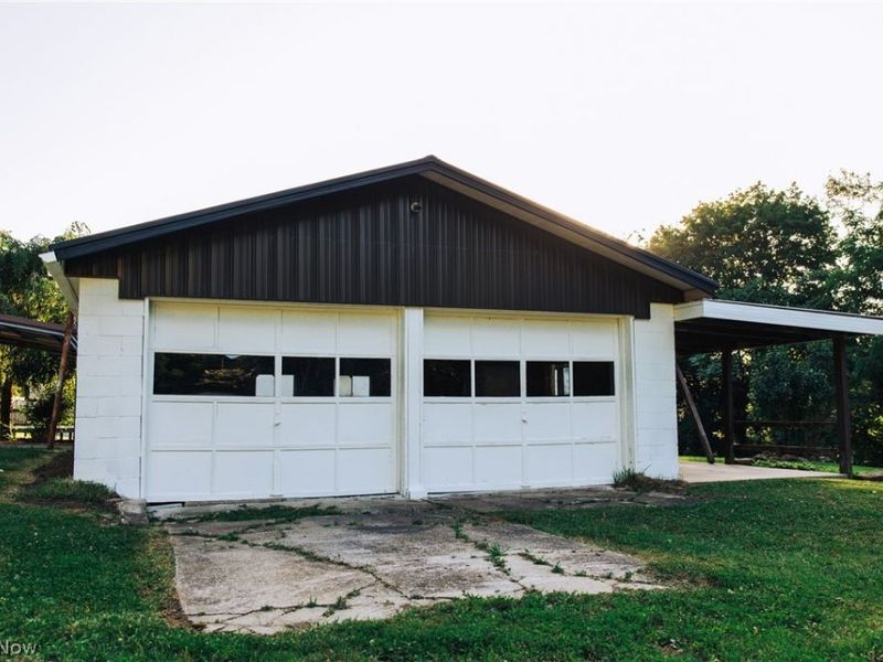 1965 Hall Drive, Coshocton, OH 43812 Photo 21
