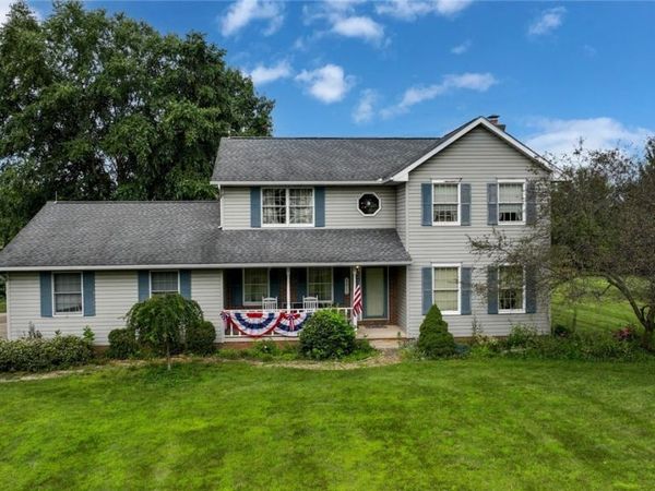 4429 Deerfield Avenue NW, North Lawrence, OH 44666