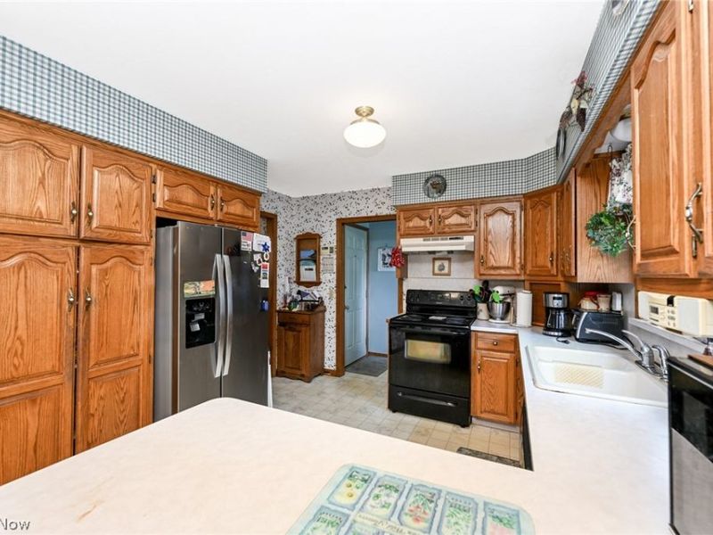 4429 Deerfield Avenue NW, North Lawrence, OH 44666 Photo 18