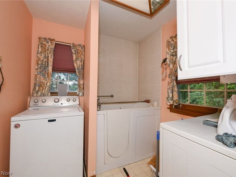 4429 Deerfield Avenue NW, North Lawrence, OH 44666 Photo 19