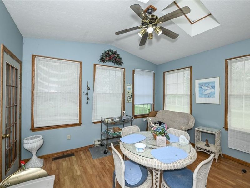 4429 Deerfield Avenue NW, North Lawrence, OH 44666 Photo 25