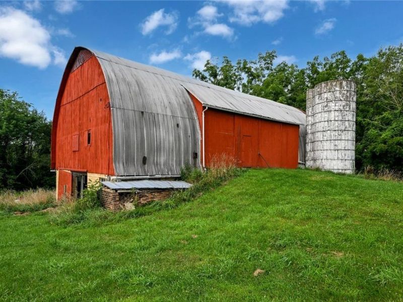 4429 Deerfield Avenue NW, North Lawrence, OH 44666 Photo 8