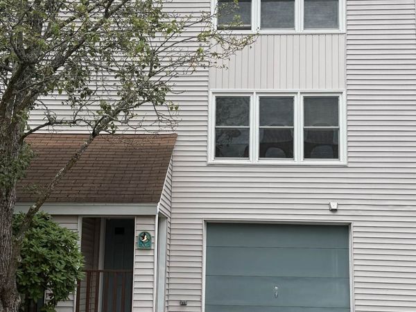 306 Circle Road, Manchester, NH 03103