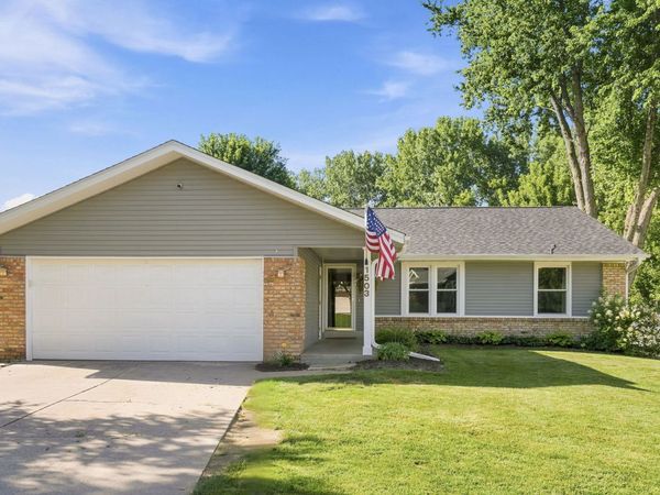 1503 W 46TH Place , Davenport, IA 52806