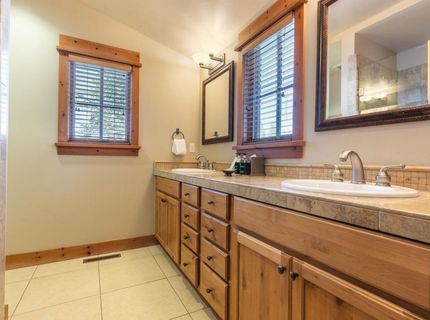 12278 Frontier Trail, Unit #F24-32, Truckee, CA 96161 Photo