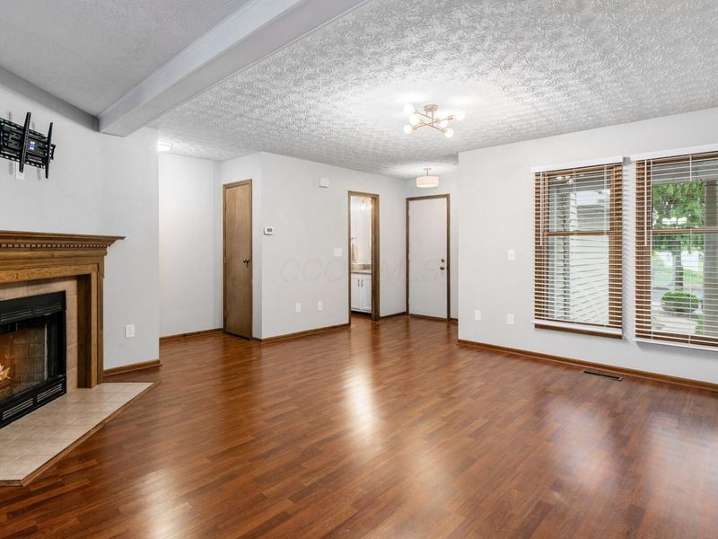 5841 Elmbridge Lane , Unit 27-4, Dublin, OH 43016 Photo 18
