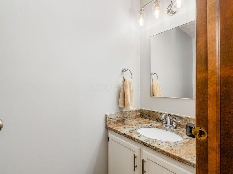 5841 Elmbridge Lane , Unit 27-4, Dublin, OH 43016 Photo 21