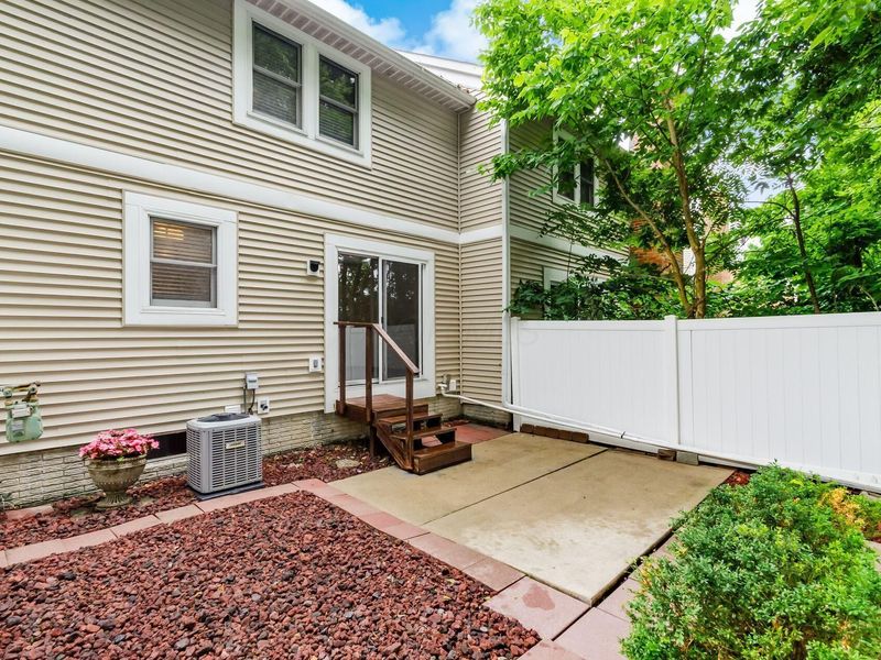 5841 Elmbridge Lane , Unit 27-4, Dublin, OH 43016 Photo 24